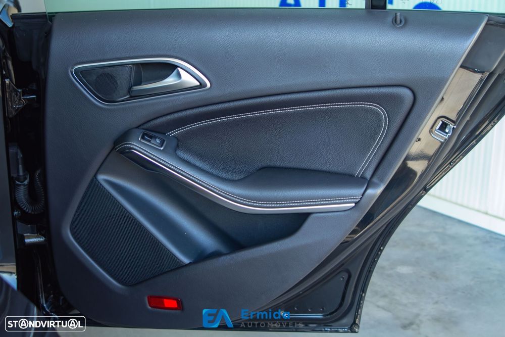 Mercedes-Benz CLA 220 - 41