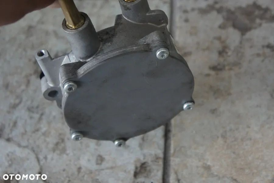 NR 141 Pompa podciśnienia vacum Jaguar XF Lift 3.0D DX2Q-2A451-AB - 2