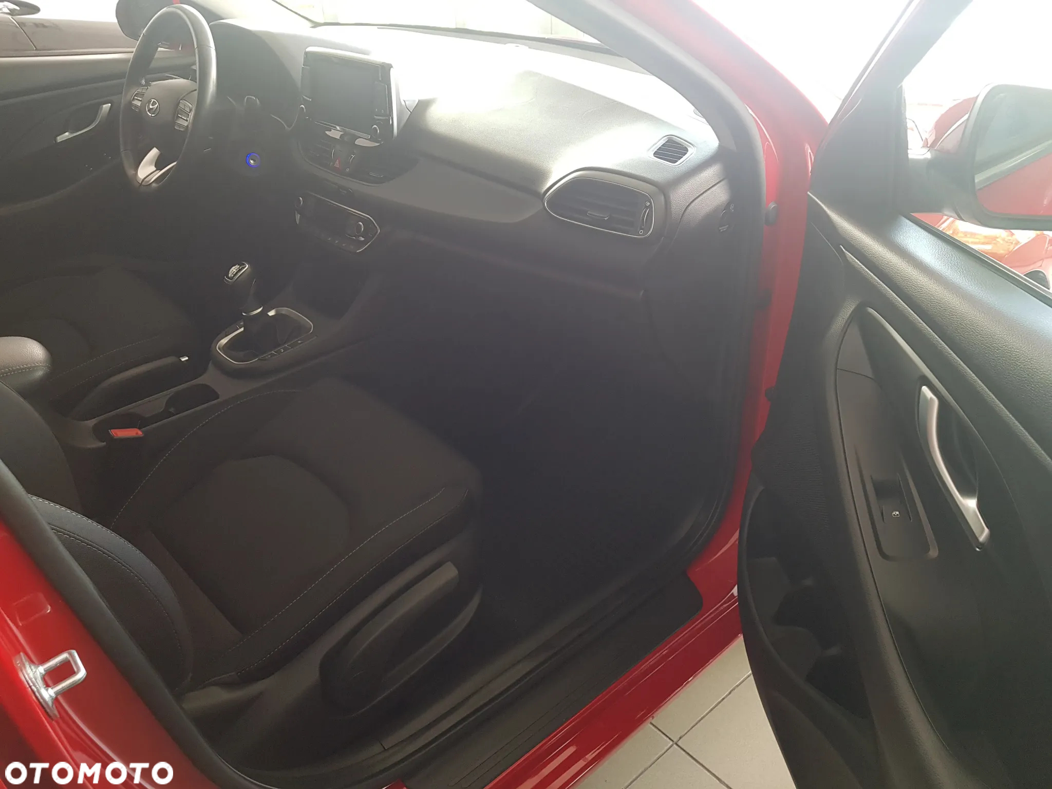 Hyundai i30 Kombi 1.4 T-GDI Style - 14