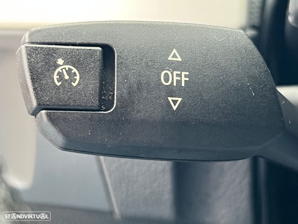 BMW 320 d EfficientDynamics Line Sport - 21