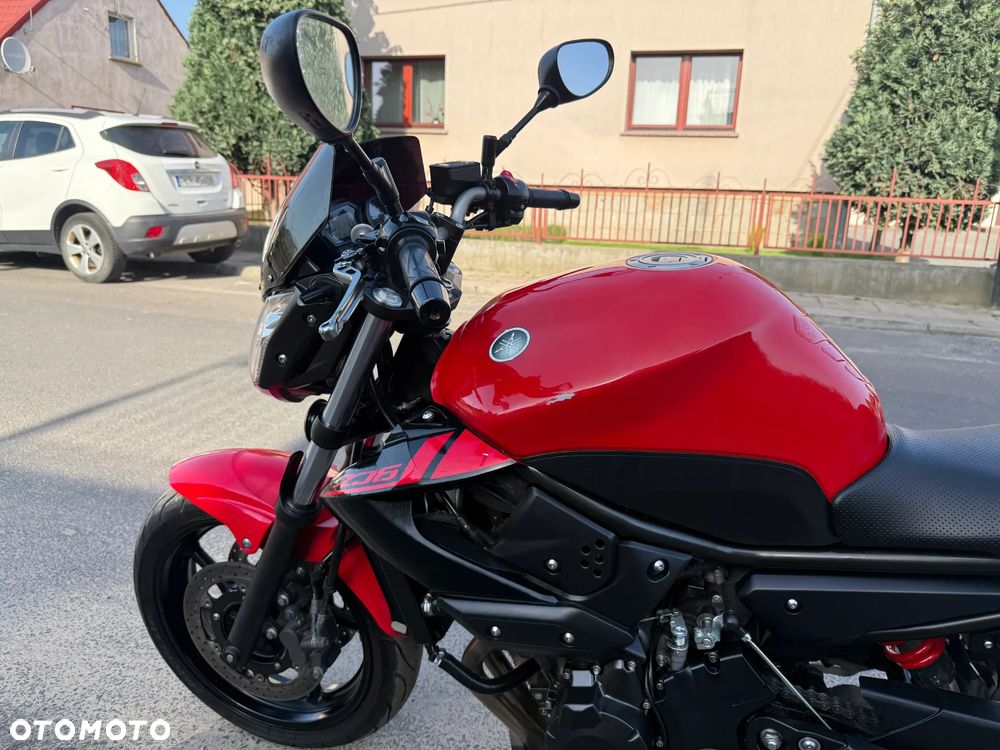 Yamaha XJ - 22