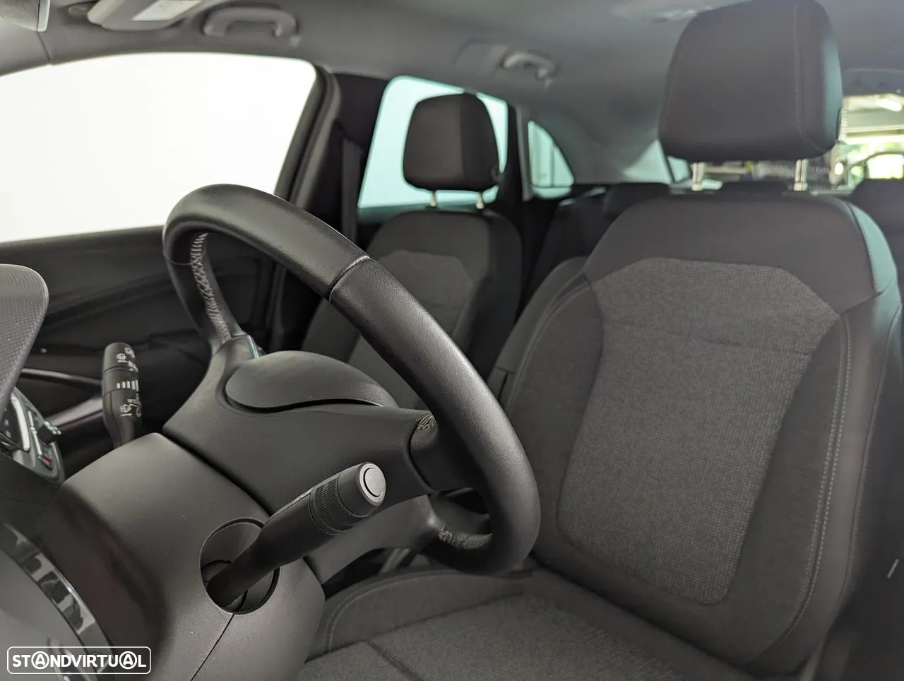 Opel Crossland X - 16