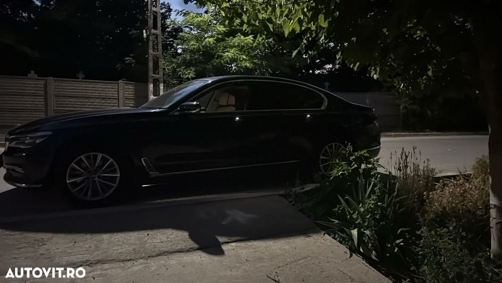 BMW Seria 7 740d xDrive - 7
