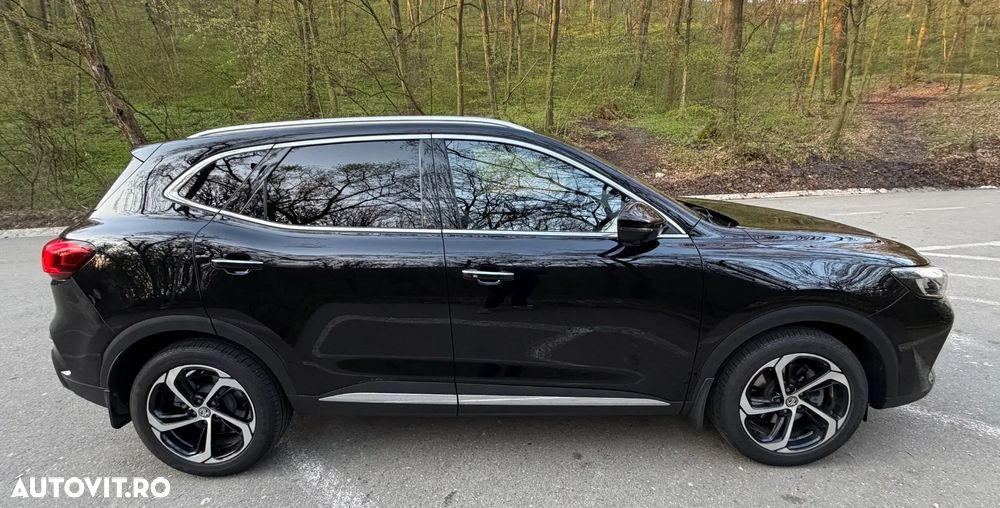 MG HS 1.5 T-GDi 7DCT Exclusive - 6