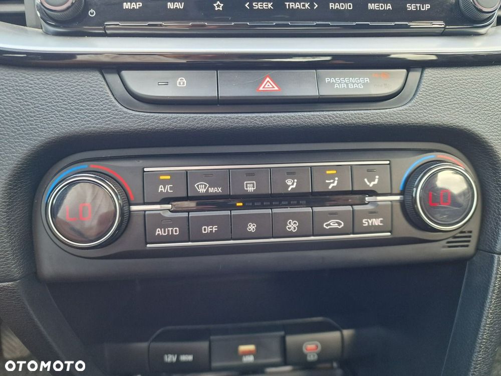 Kia XCeed 1.5 T-GDI Business Line - 32