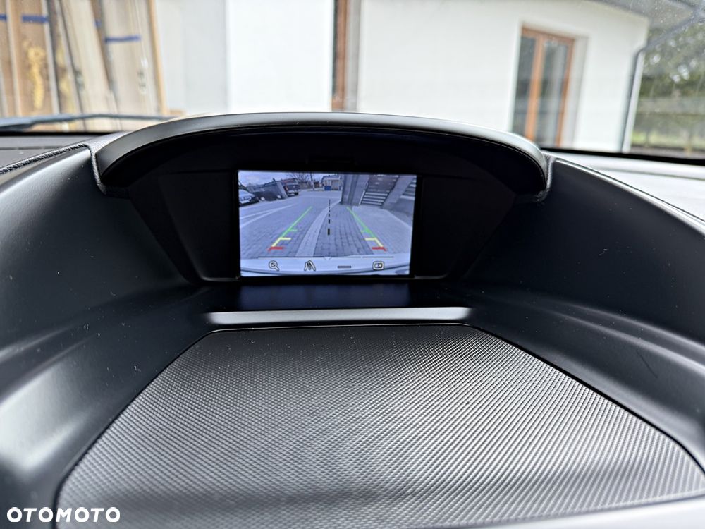 Ford Kuga 2.0 TDCi 2x4 Titanium - 27