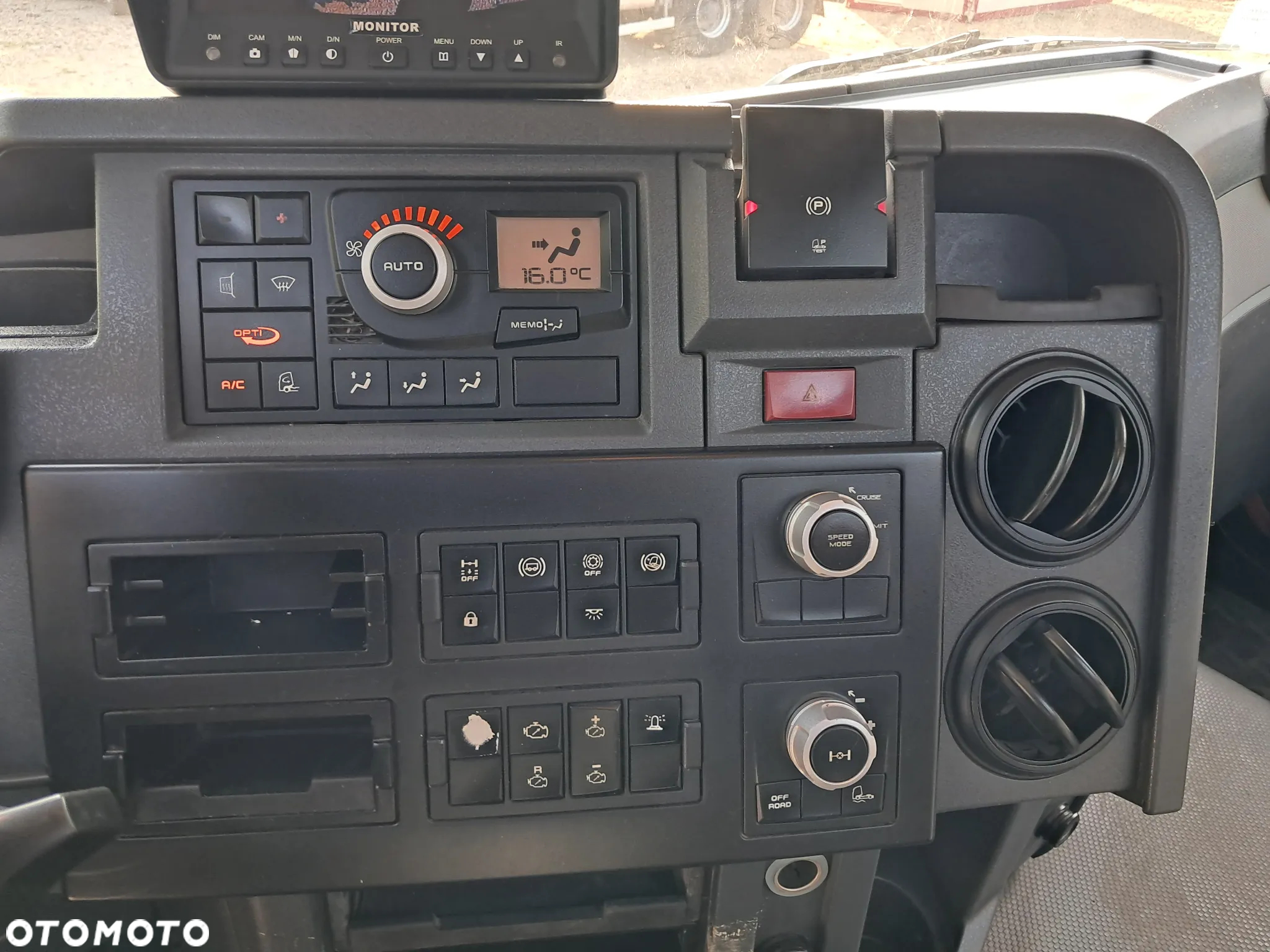 Renault C460 wywrotka 6x4 hydroburta  Euro 6 - 20