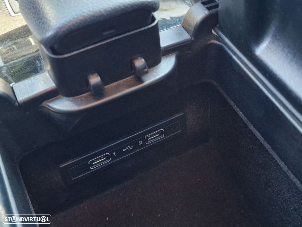 Mercedes-Benz CLS 250 (BT) d 4Matic 7G-TRONIC - 29