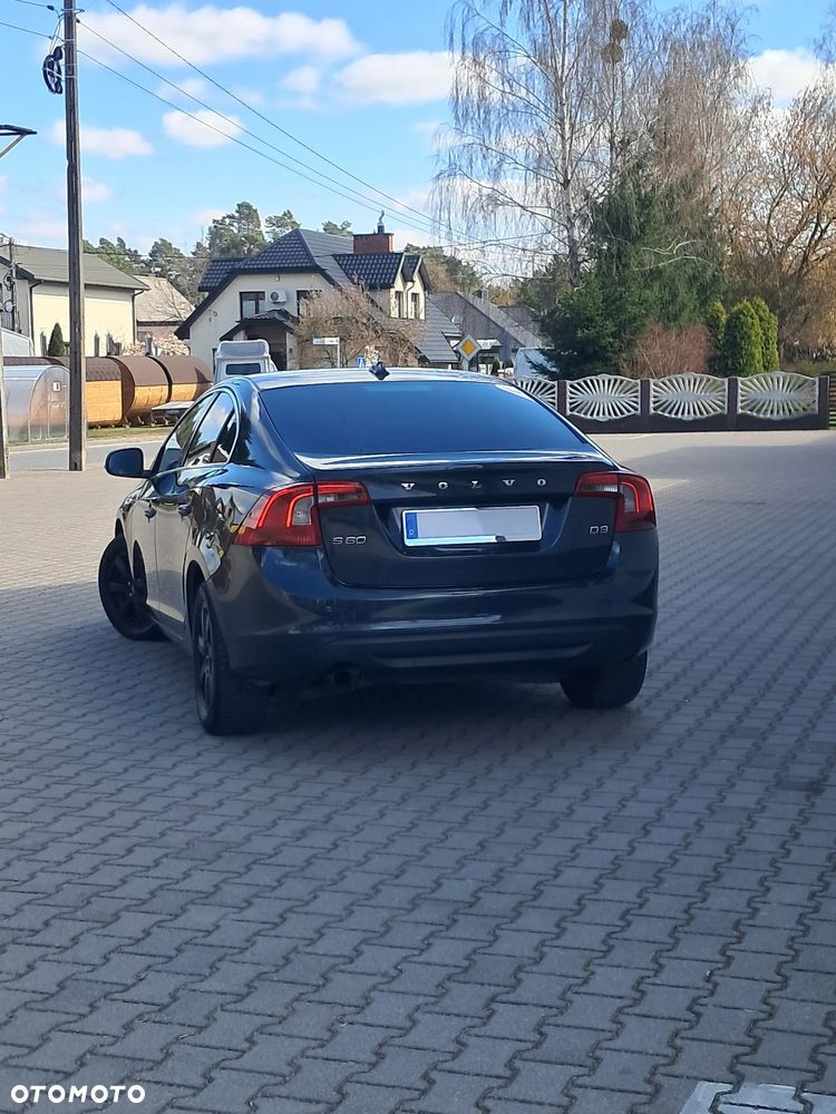 Volvo S60 D3 Summum - 18