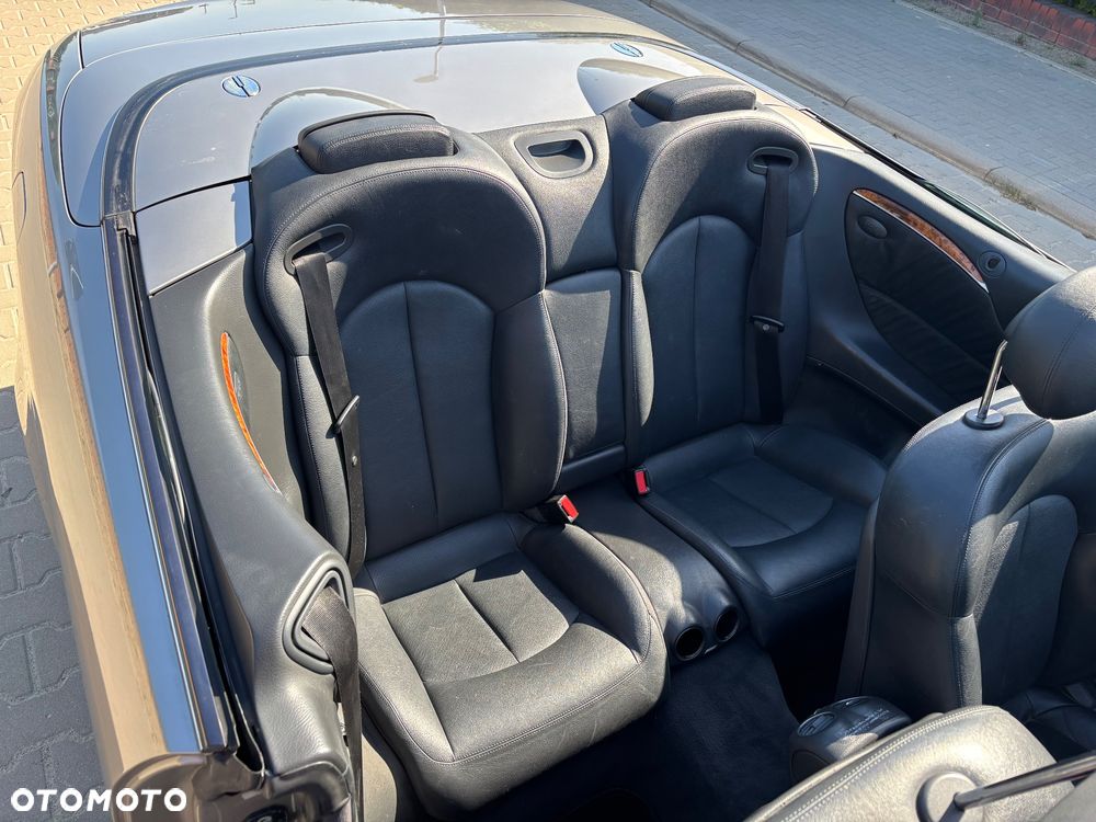 Mercedes-Benz CLK - 15