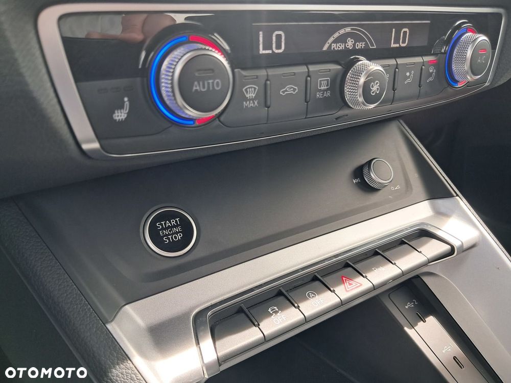 Audi Q3 - 19