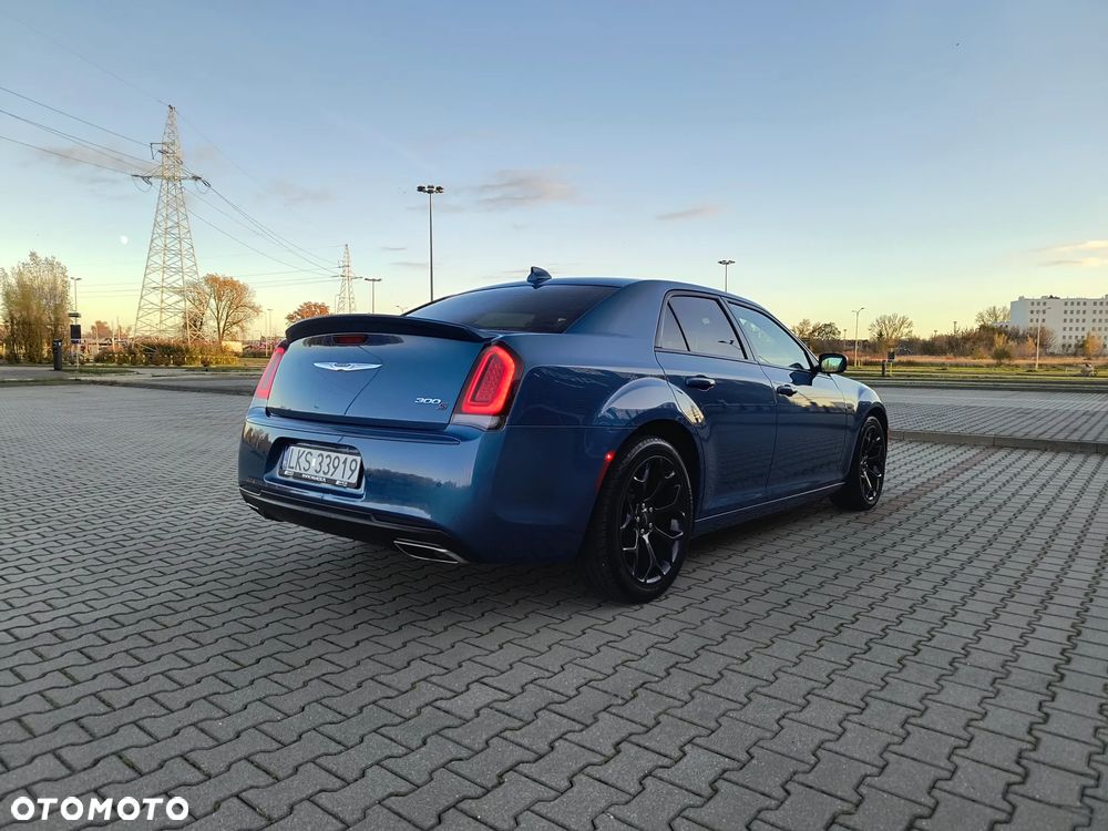 Chrysler 300s - 3