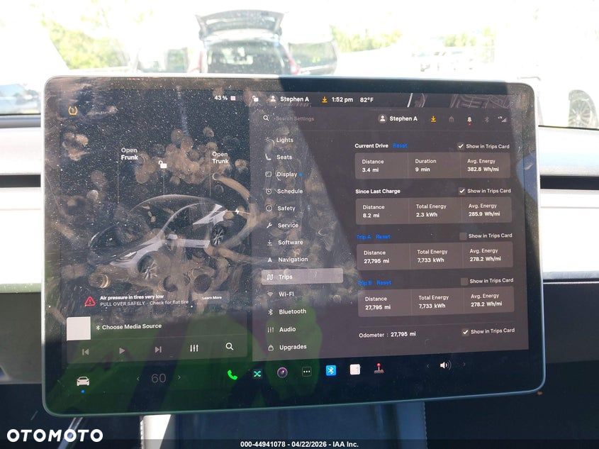 Tesla Model Y Long Range Dual Motor AWD - 12