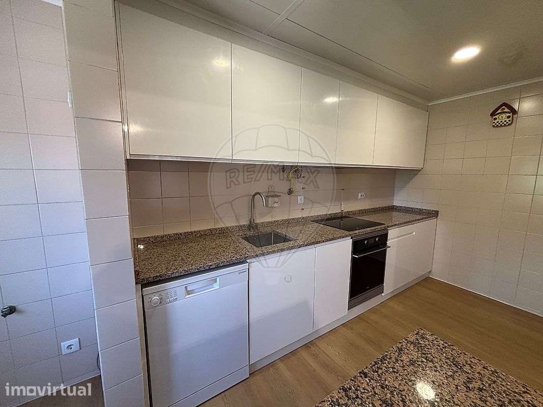 Apartamento T2 para arrendamento - Grande imagem: 4/16