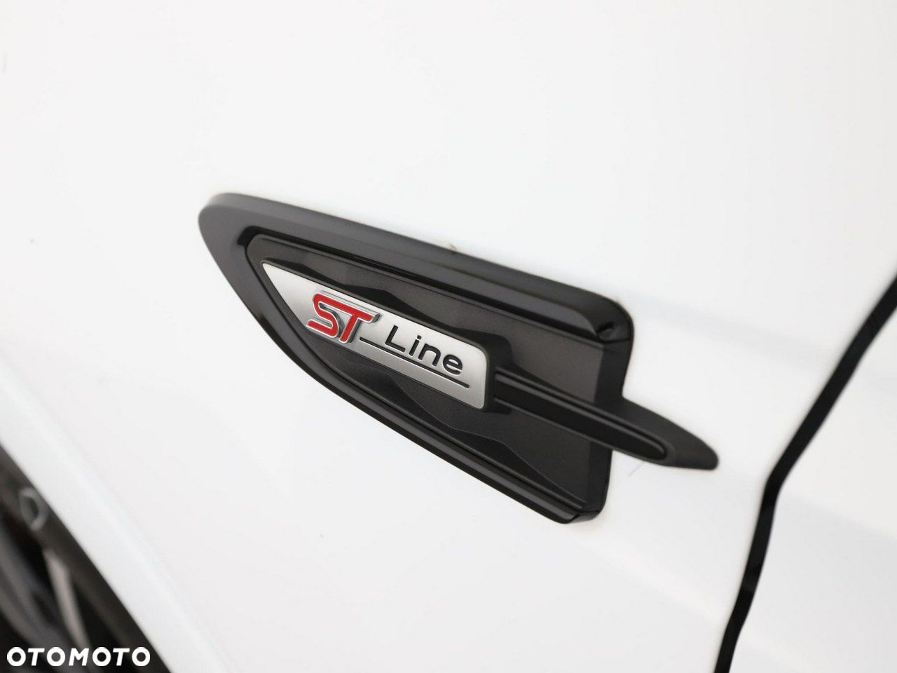 Ford Kuga 2.0 TDCi 2x4 ST-Line - 37