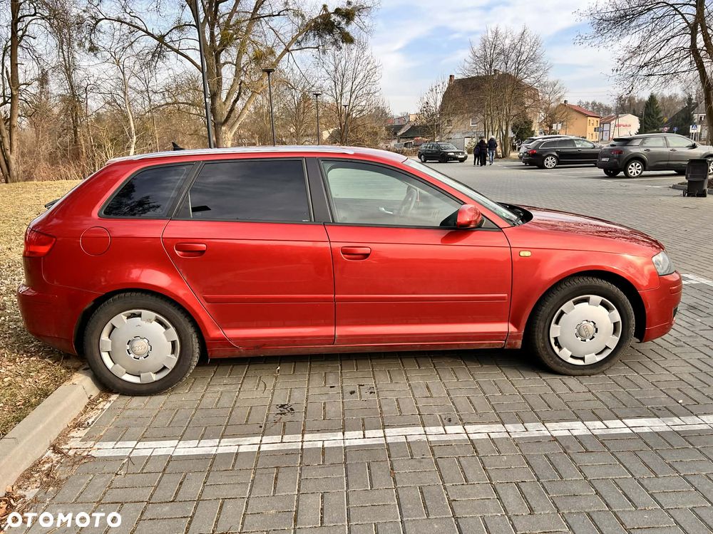 Audi A3 Sportback 2.0 TDI Attraction - 4