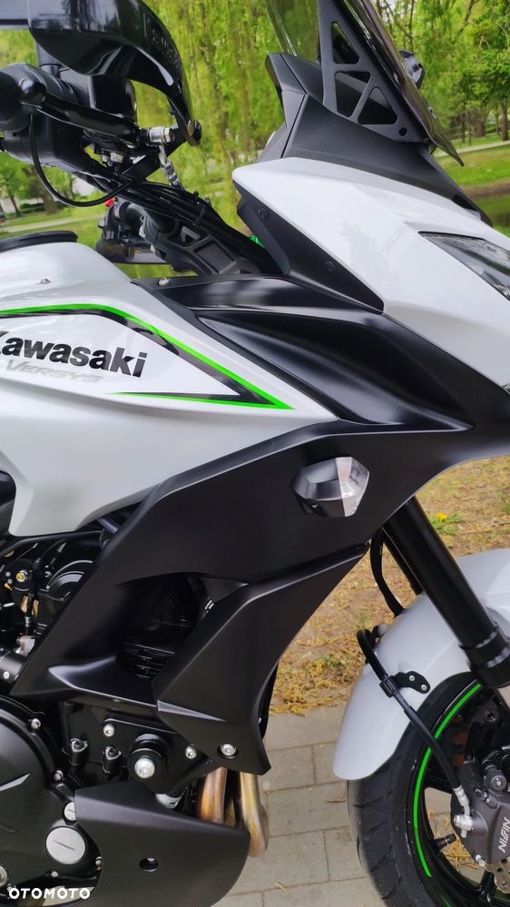 Kawasaki Versys 650 - 12