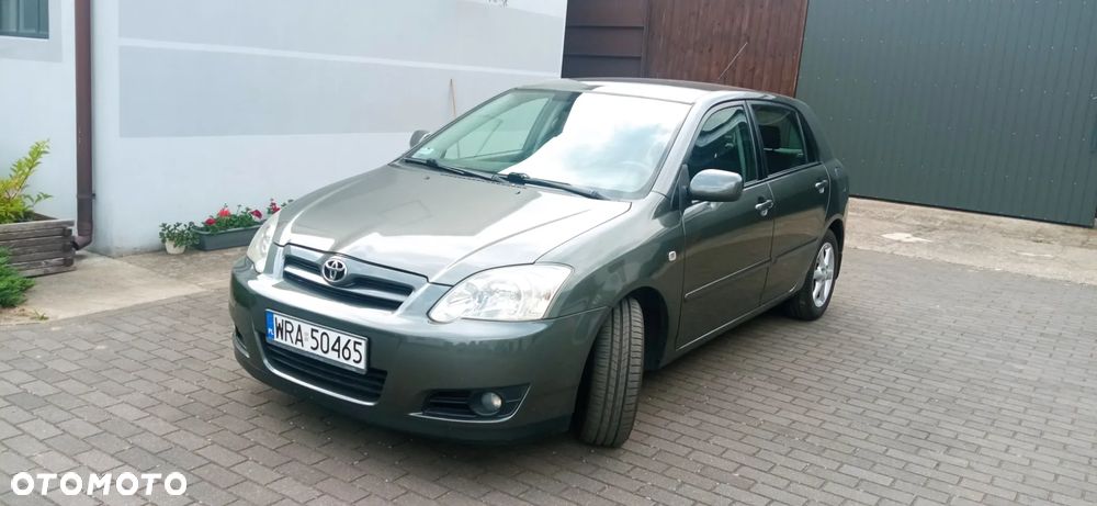 Toyota Corolla - 18