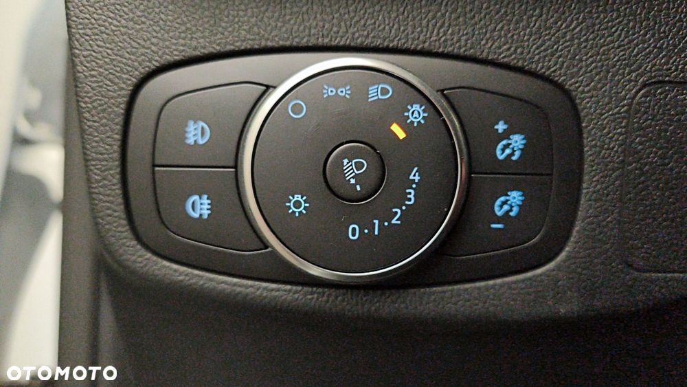 Ford Focus 1.5 EcoBlue Titanium X - 20
