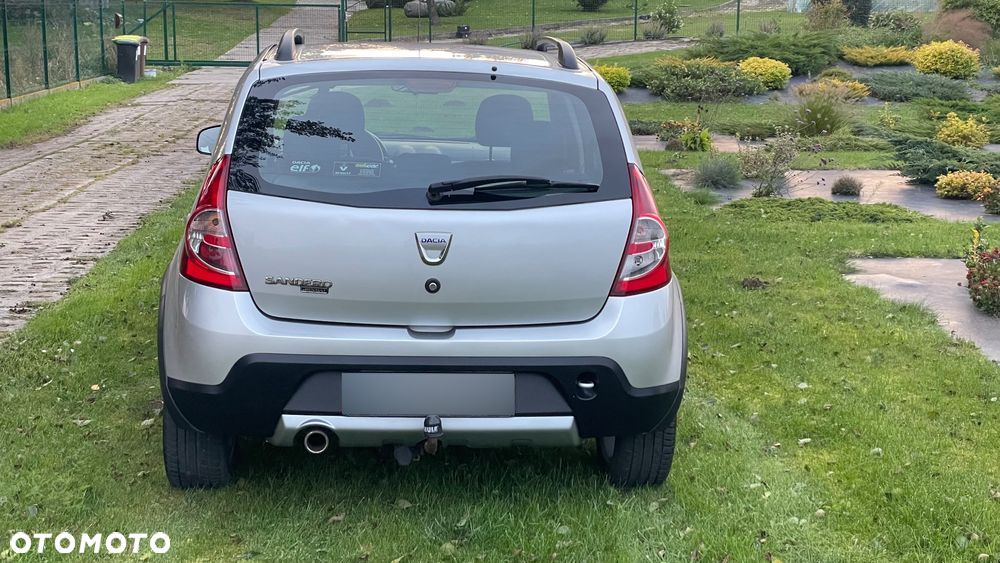 Dacia Sandero 1.6 Laureate - 12
