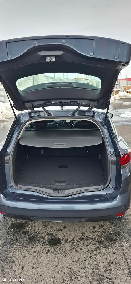 Renault Megane BLUE dCi 115 EDC BUSINESS EDITION - 4