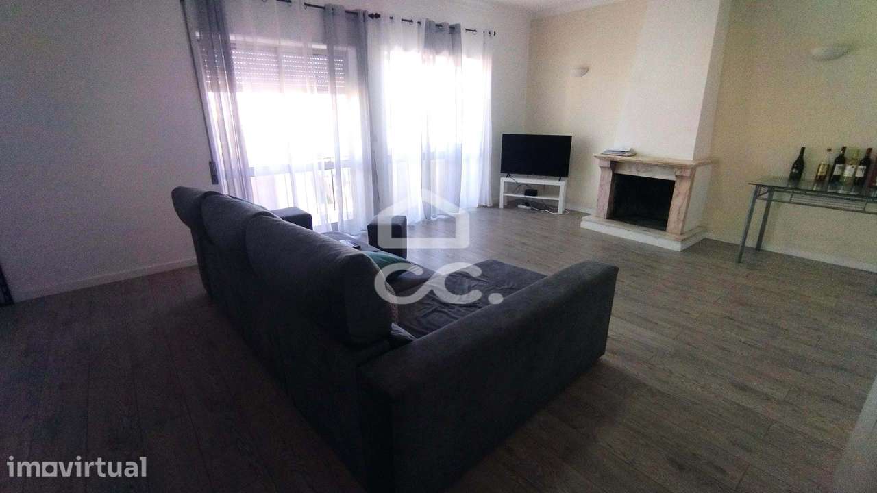 Apartamento tipo T-3 em zona central da cidade. - Grande imagem: 3/16