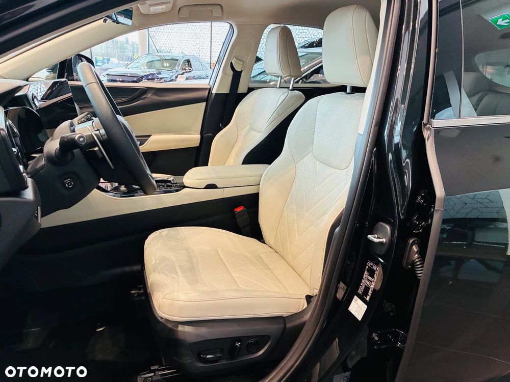 Lexus NX 350h Omotenashi AWD - 10