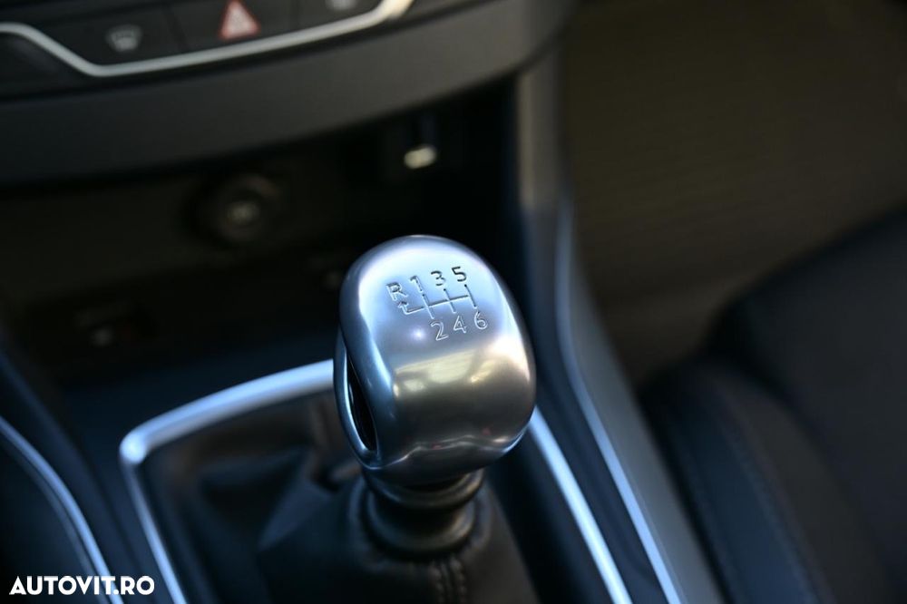 Peugeot 308 1.5 BlueHDi FAP STT Allure - 22