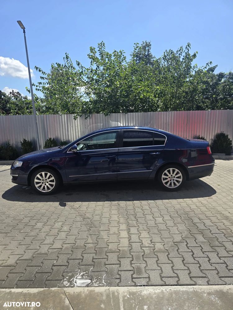 Volkswagen Passat 2.0 TDI DPF Comfortline - 6