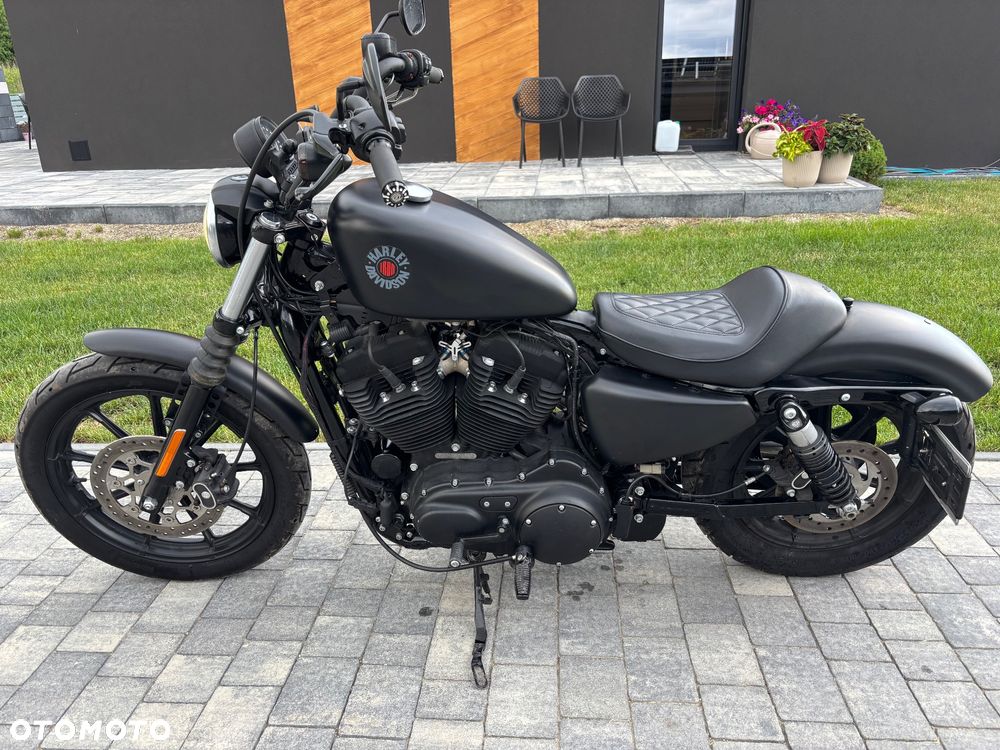 Harley-Davidson Sportster Iron 1200 - 1