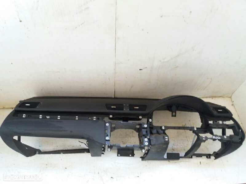 TABLIER VOLKSWAGEN PASSAT - 1