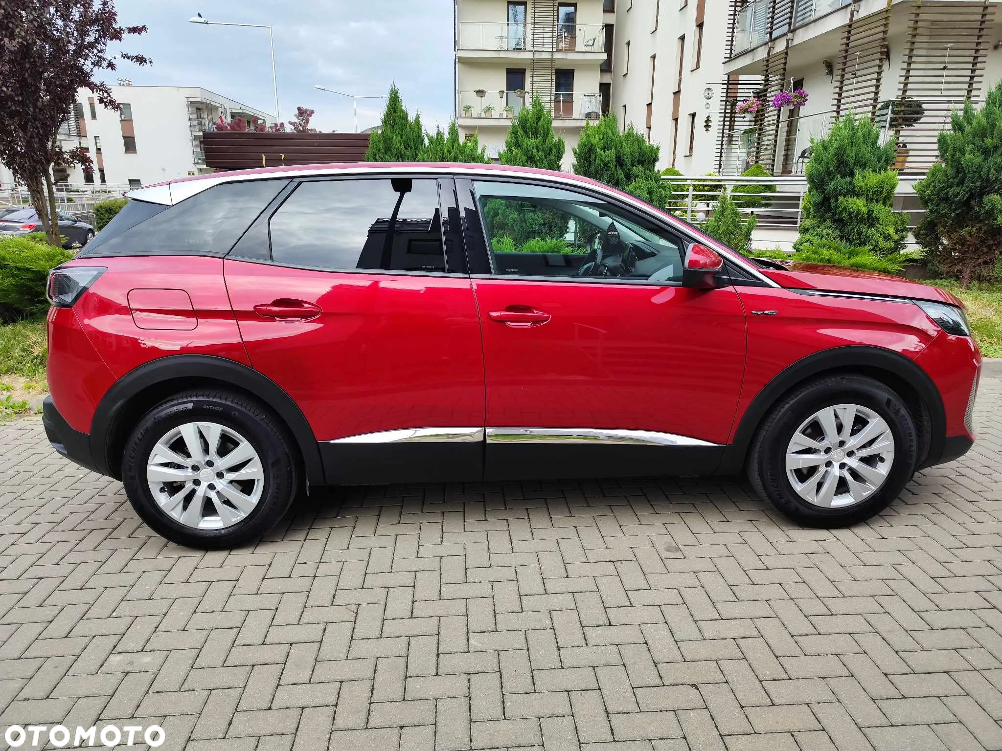 Peugeot 3008 1.5 BlueHDi GT S&S EAT8 - 4