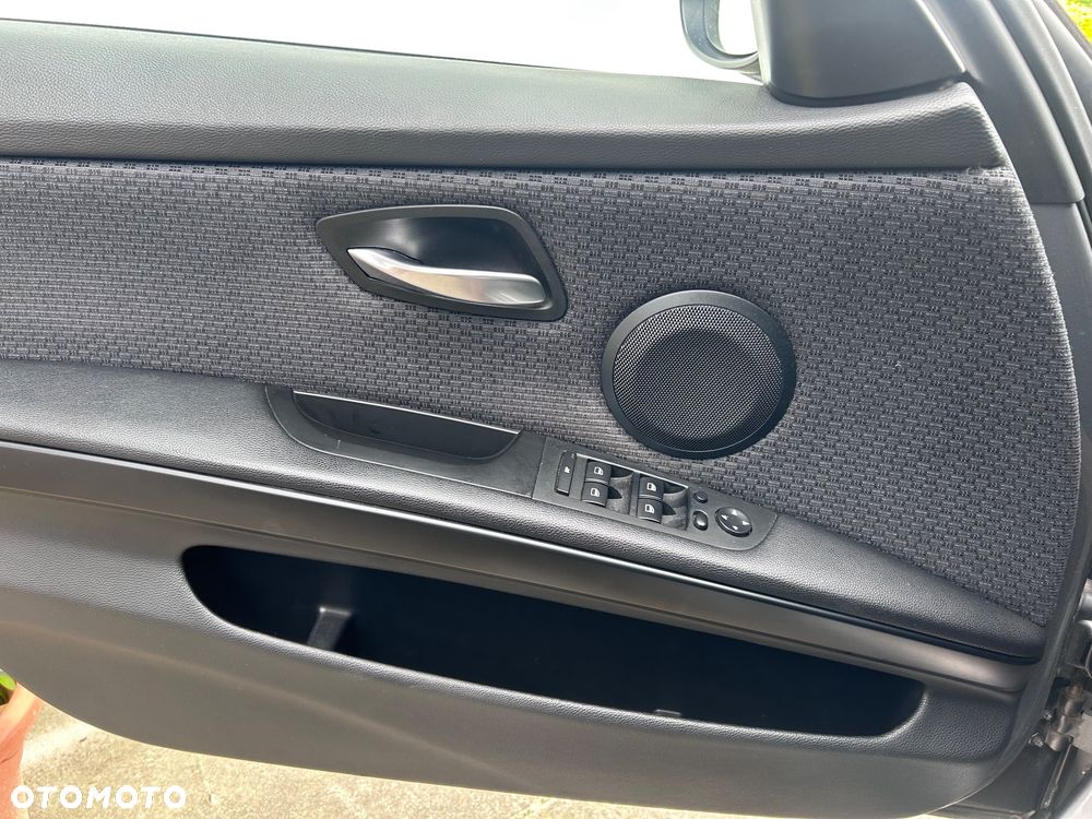 BMW Seria 3 - 21