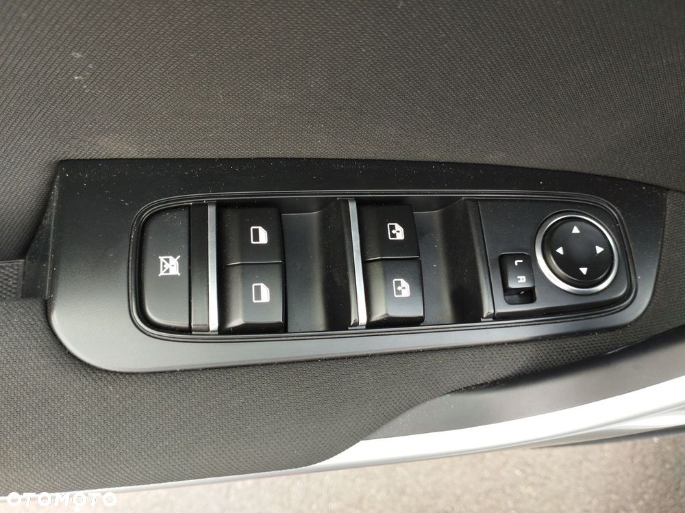Kia Ceed 1.5 T-GDI M - 23