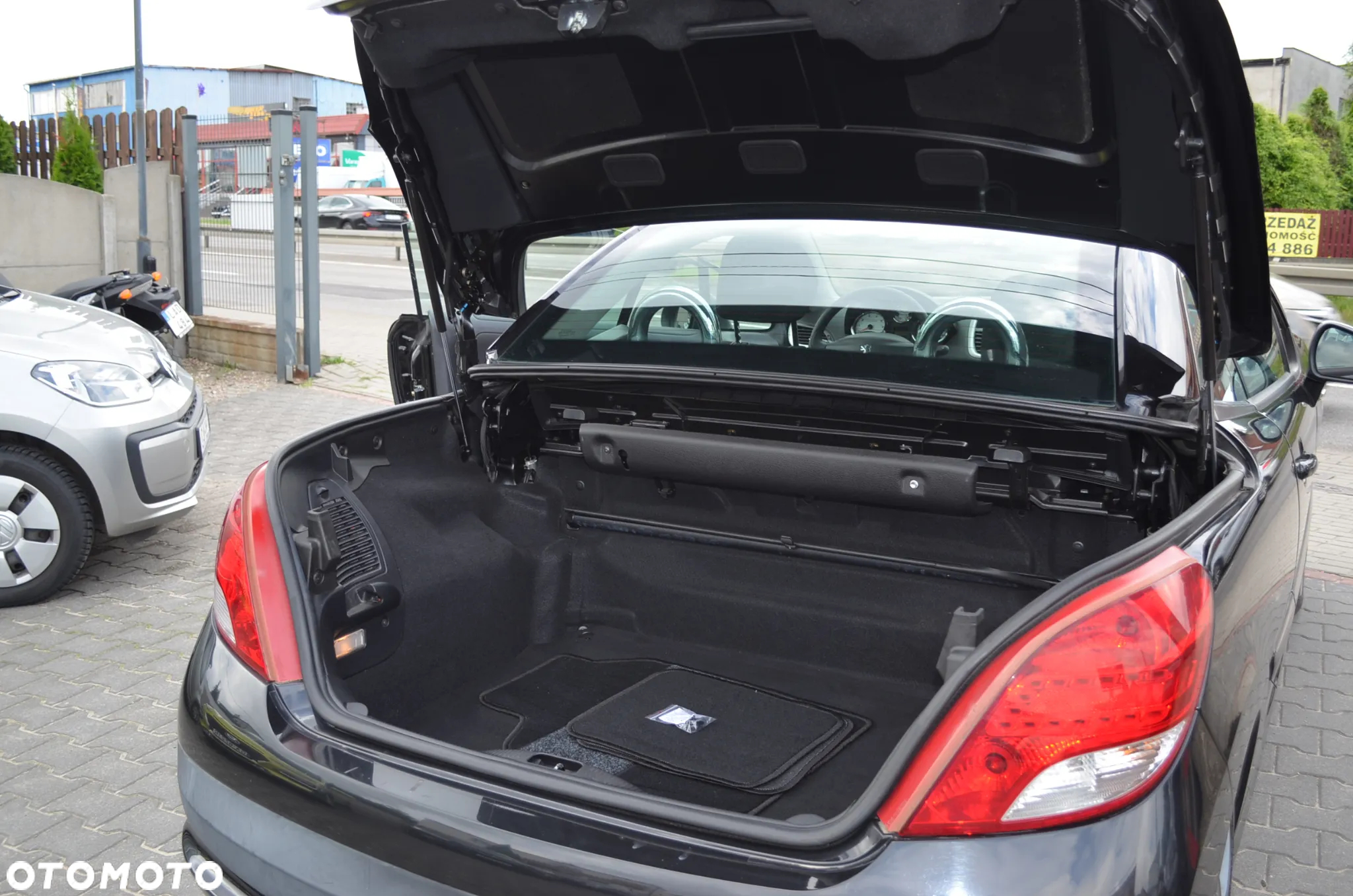 Peugeot 207 - 15