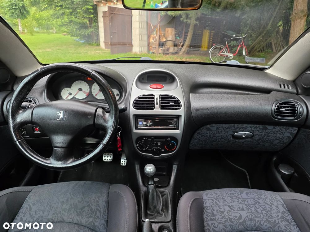 Peugeot 206 CC 1.6 HDI Euro4 - 18