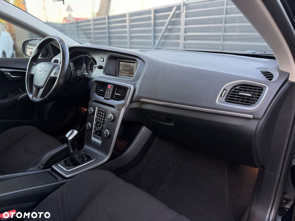 Volvo V40 Cross Country D2 Kinetic - 25