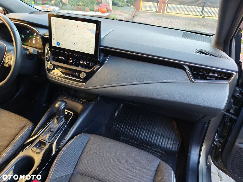 Toyota Corolla 1.8 Hybrid Comfort - 13