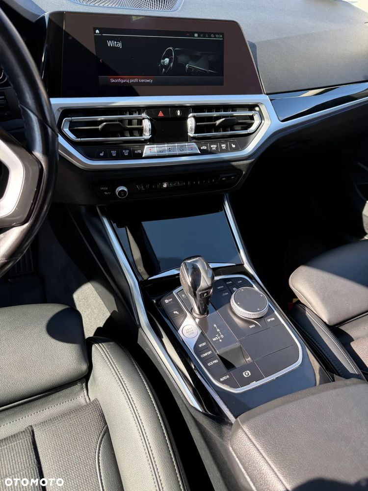 BMW Seria 3 318d - 9