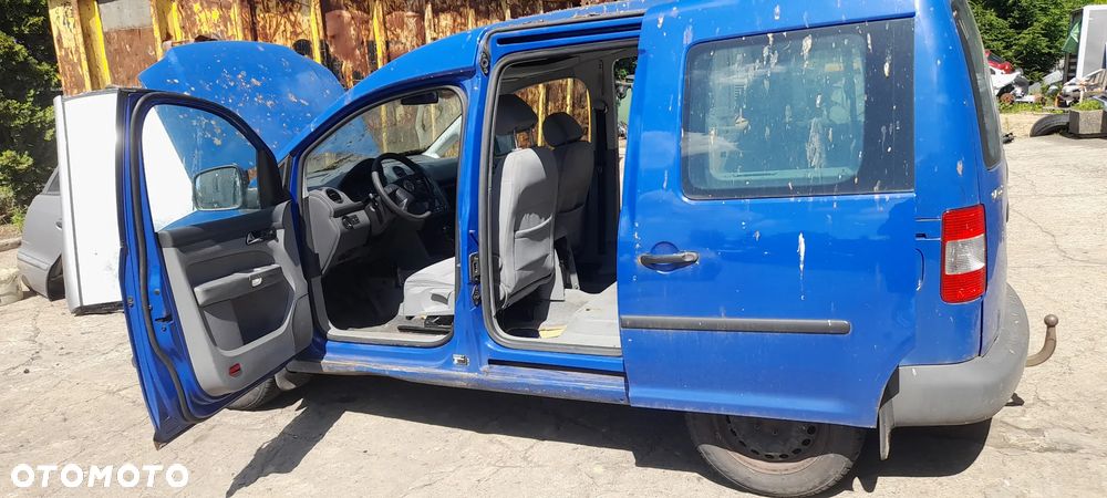 vw caddy III   podsufitka  05r