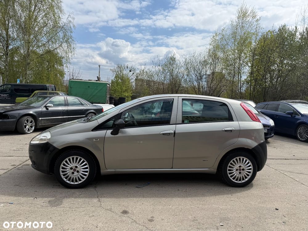 Fiat Punto 1.2 8V - 13