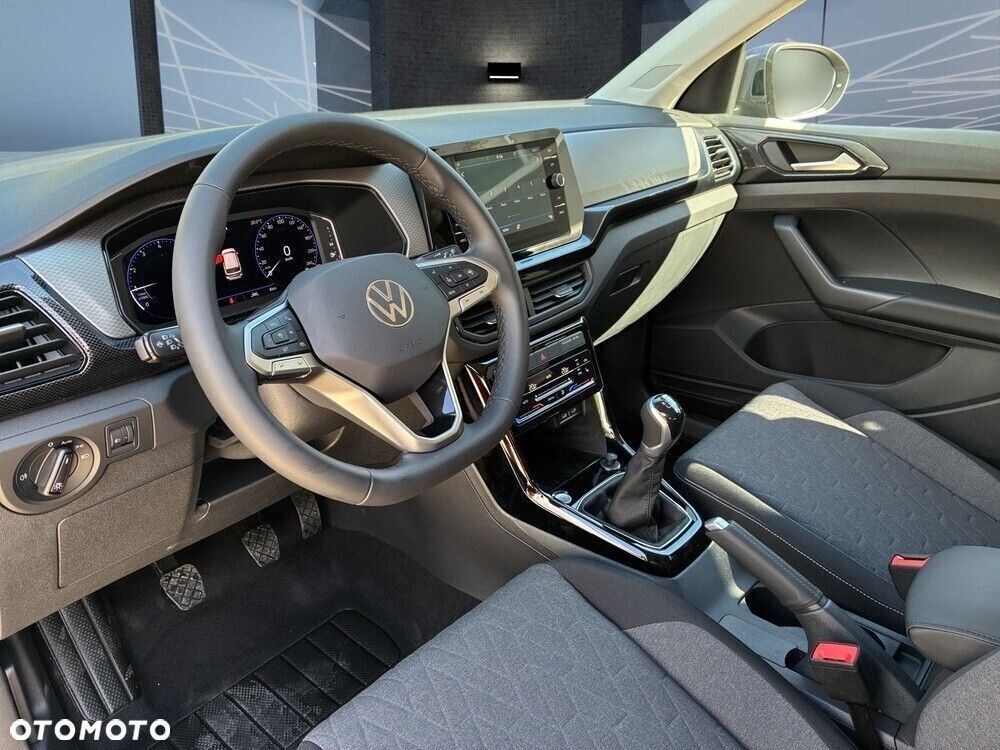 Volkswagen T-Cross - 5