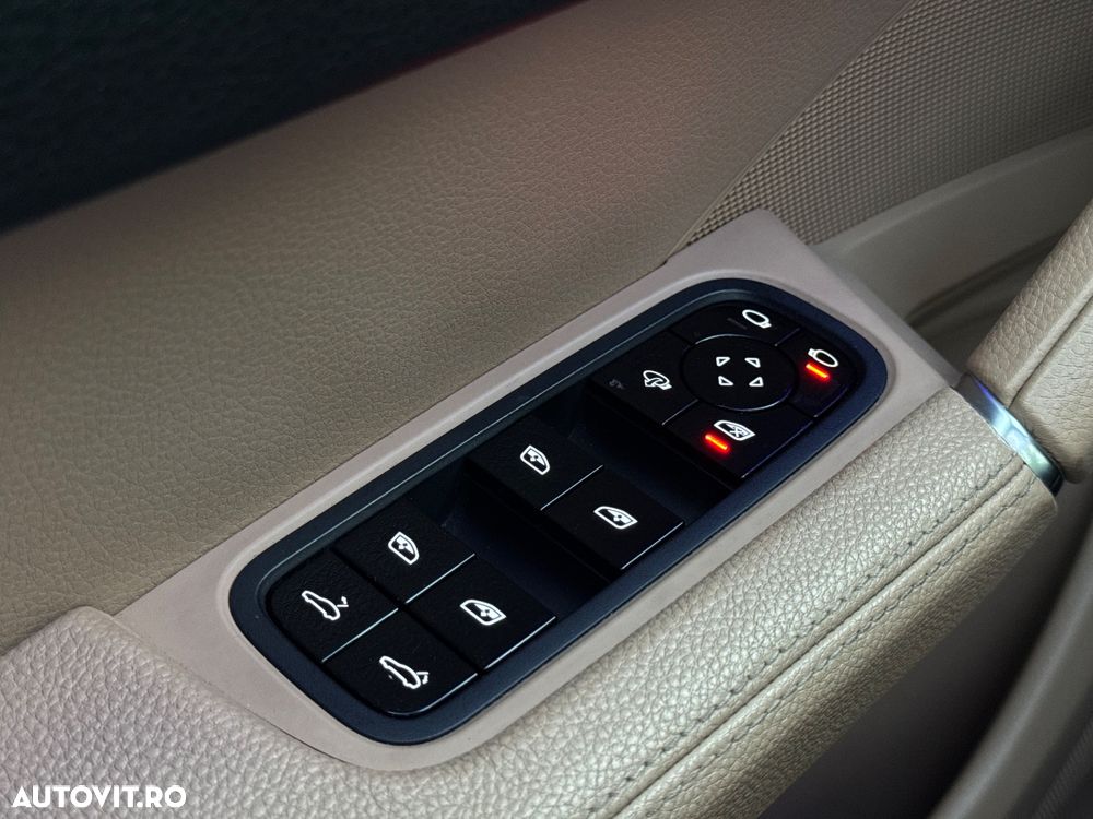 Porsche Cayenne Standard - 21