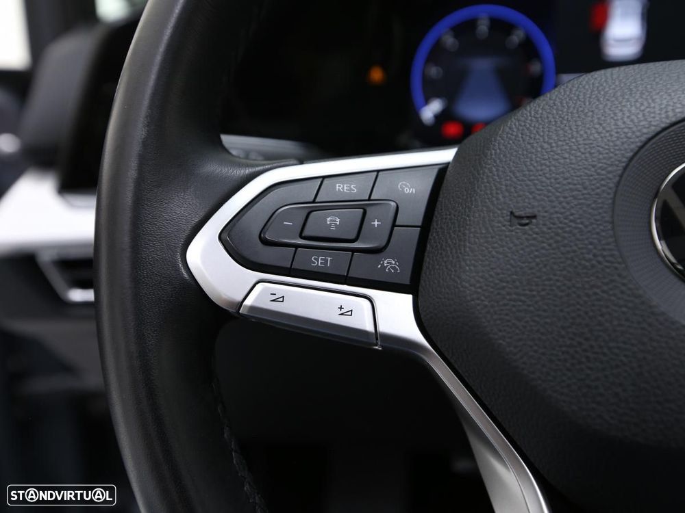 VW Golf Variant 2.0 TDi SCR DSG Active - 32