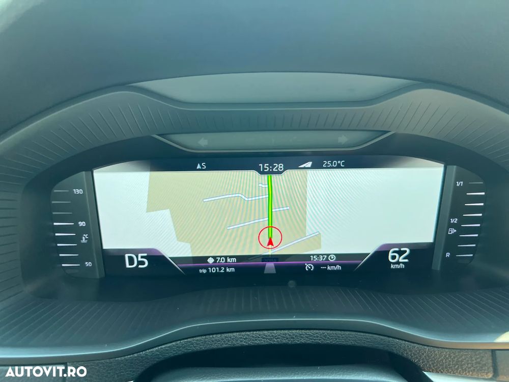 Skoda Karoq 1.5 TSI ACT 4x4 DSG Style - 24