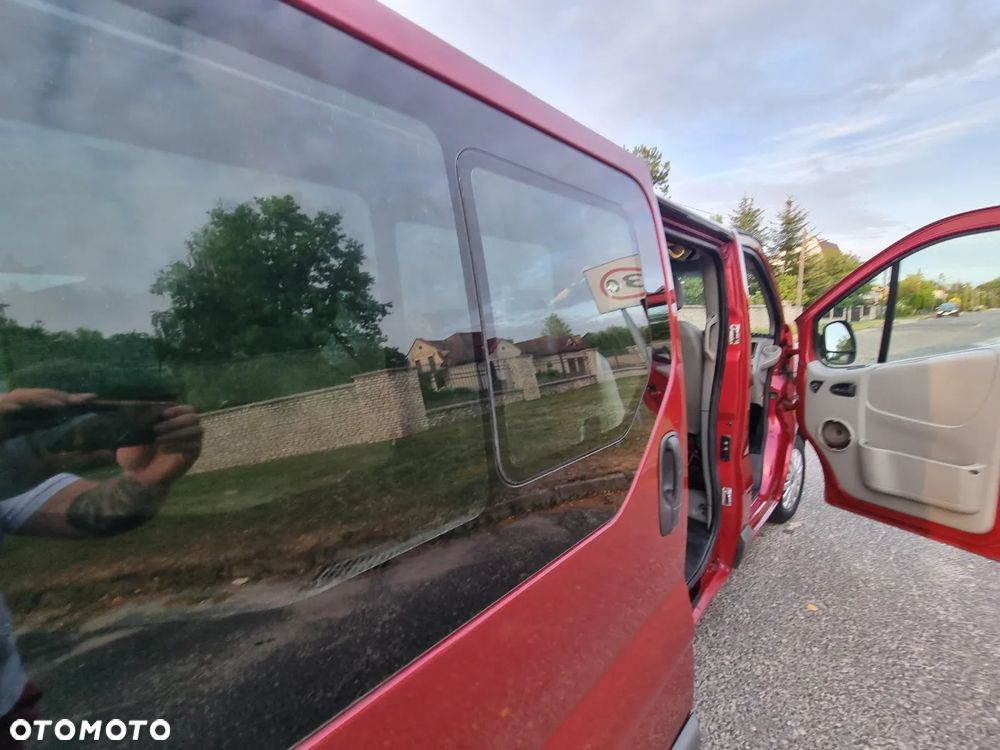Opel Vivaro L2H1 2.9t - 11