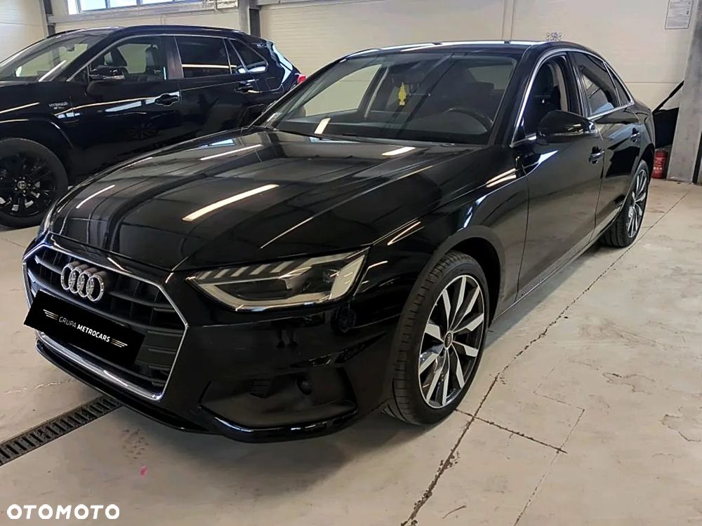 Audi A4 - 4