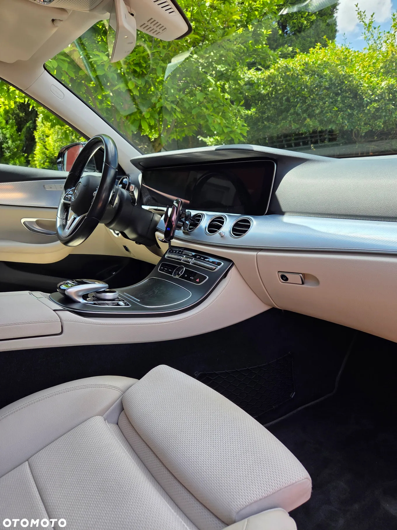 Mercedes-Benz Klasa E 200 d Business Edition 9G-TRONIC - 9