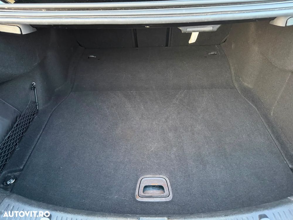 Mercedes-Benz E 200 MHEV Aut. - 18