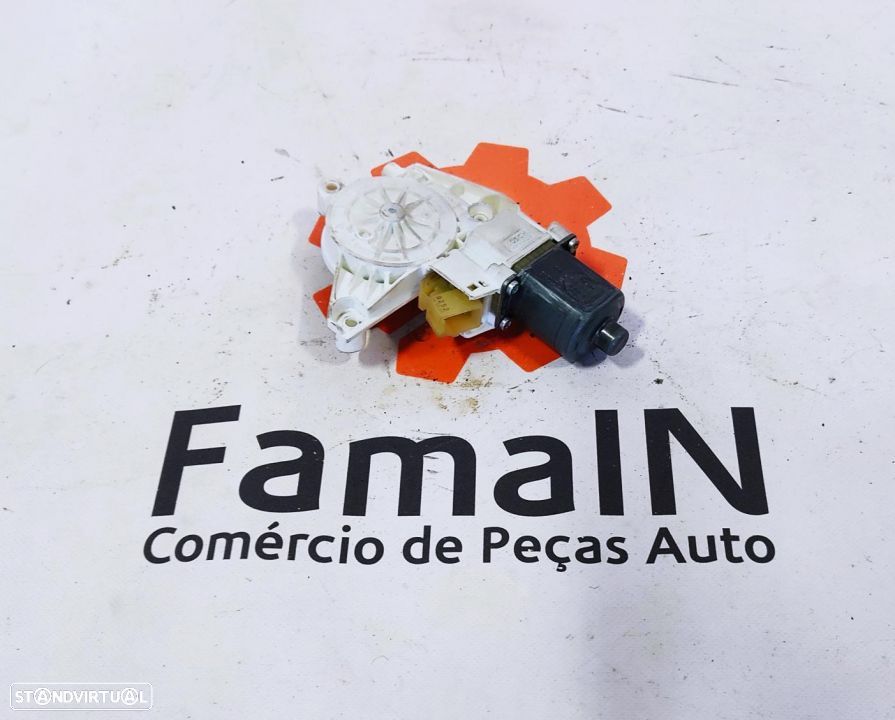 Motor de vidros frente direito - Mercedes Classe C W204 - 1